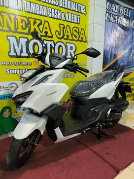 Vario 160 CBS 2024 AJM