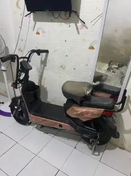 Dijual sepeda listrik