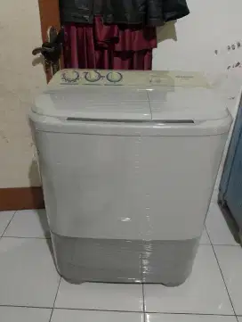 Mesin cuci merek Sharp kap 7kg