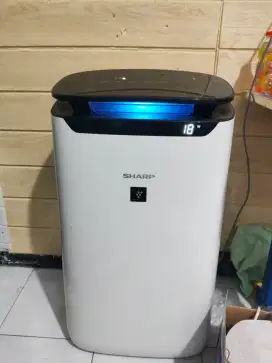 SHARP AIR PURIFIER PLASMACLUSTER FP-J60Y-W  PENYARING PENJERNIH UDARA