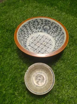 Mangkok biru putih
