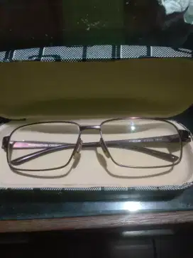 Kacamata Porsche design titanium original