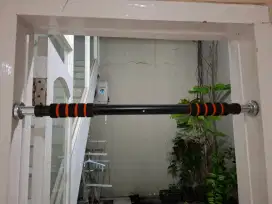 Alat Fitness Pull Up Bar Size L