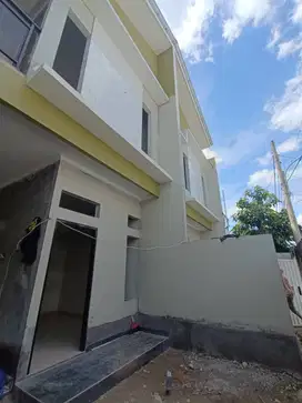 Rumah Siap Huni di Jalan Basuki Cilangkap Cipayung JakartaTimur