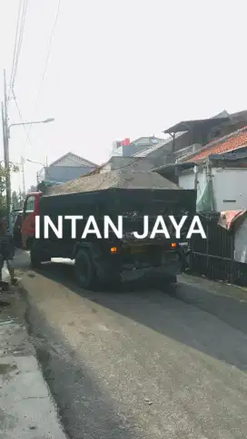 Jual pasir isi 7 kubik full padat.free ongkir