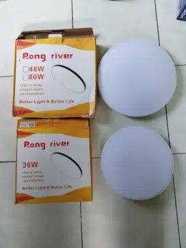 Lampu plafon LED