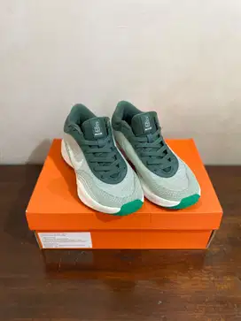 Sepatu Basket Nike G.T. Hustle Academy EP