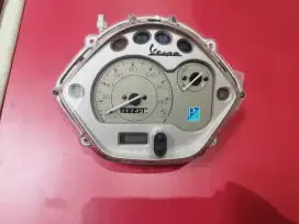 speedo meter ori Vespa Matic LX 3V