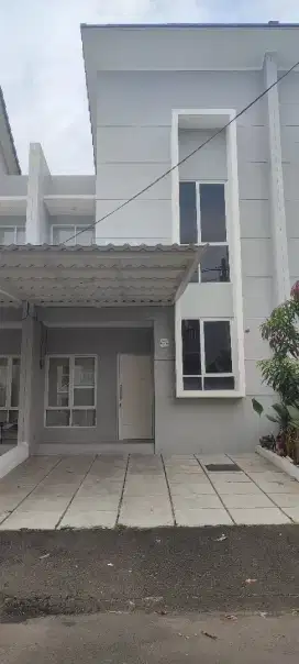 Disewakan Rumah di Prima Harapan Regency, Cluster Golden