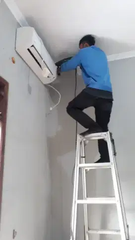 menerima panggilan service elektronik ac tv kulkas mesin cuci dll