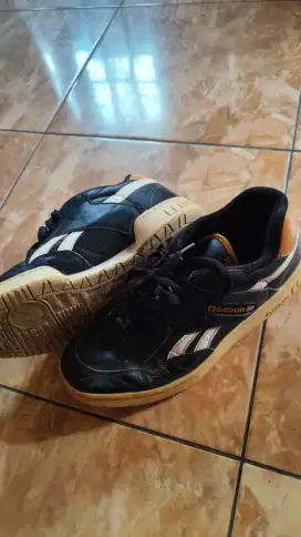 Sepatu REBBOK second