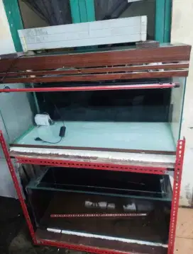 2 buah Aquarium 1 Meter full set