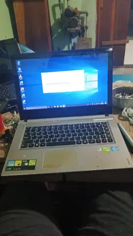 lenovo touchscreen core i7 batre ok