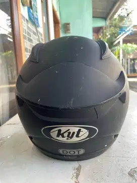 jual helm kyt original