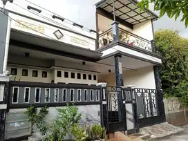 Rumah siap huni 2 lantai dalam kompleks bebas banjir. Taman Galaxy