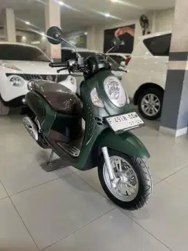 Scoopy stylish km 4k dp minim