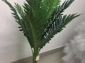 Pohon palem plastik