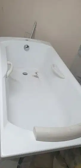 bathtub bak kamar mandi berendam