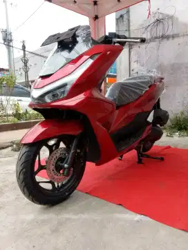 HONDA PCX 160 CBS MERAH