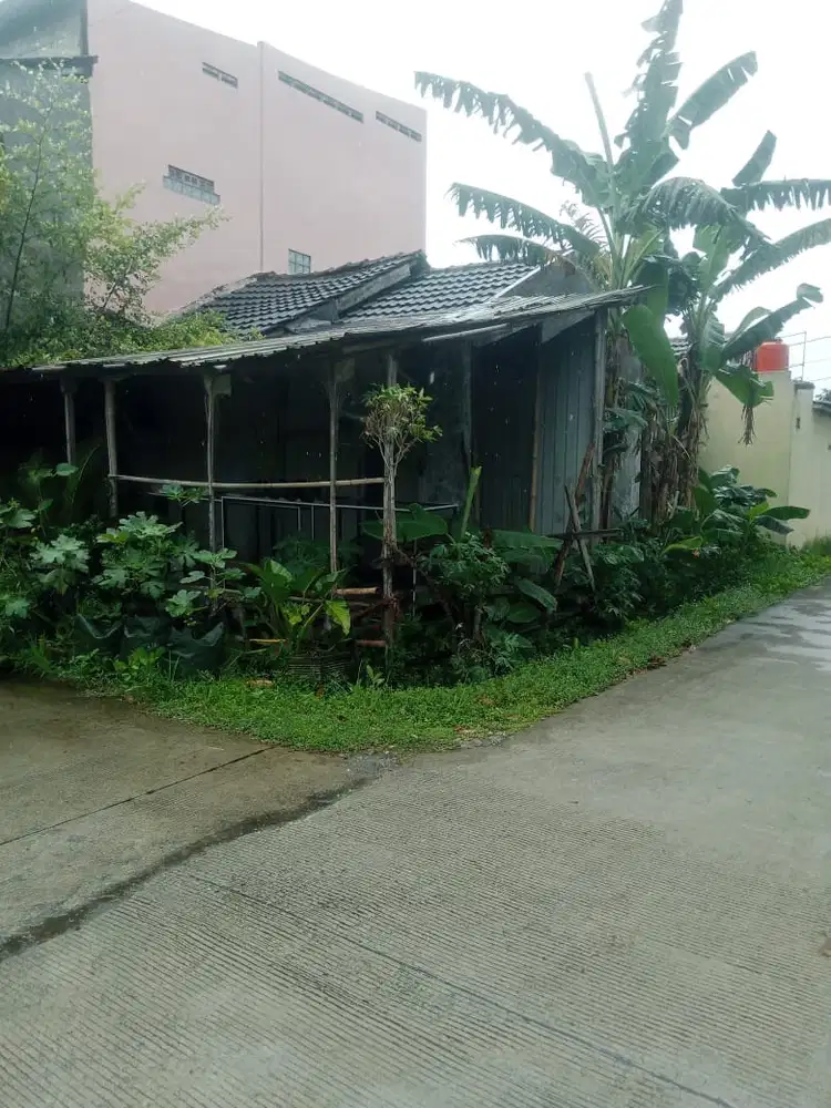 Dijual rumah hoek(itung tanah)