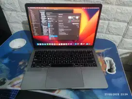 Macbook Pro 13-inch 2017 Non Touchbar Mulus