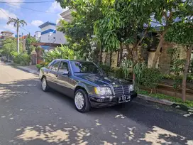 For Sale Mercedesbenz E300