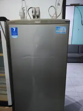 Freezer Aqua tipe AQF-S6