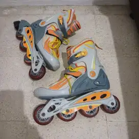 Sepatu Roda / Rollblade no 40 s/d 42 Ori.
