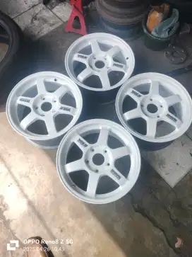 Jual vleg T37 R15 pcd 5x114 kond mulus.. Co2k buat ertiga tayo granmek