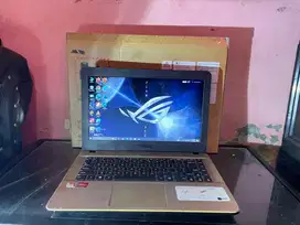 Asus Vivobook X441UB AMD A6-9225 RAEDON R4 RAM 8GB SSD 256GB W10