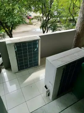 Beli AC rusak dan kulkas rusak dll