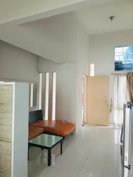 Rumah Asri Dan Nyaman Cluster Ivory Lippo Cikarang