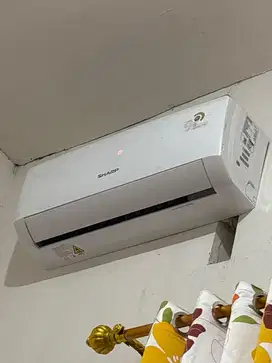 Di jual Ac sharp bekas