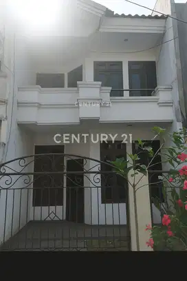 Rumah Murah 2 Lt Dekat Arteri Kelapa Gading, 5 KT, SHM