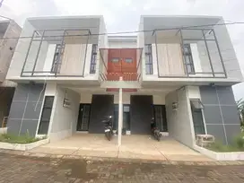 RUMAH KOS SIAP HUNI DEPAN KAMPUS UMM KOTA MALANG