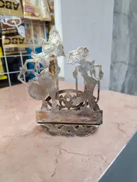 Tempat tisu motif wayang