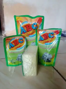 Sabun cair kora kora. Ukuran 440 ml dan 111 ml dan 55 ml