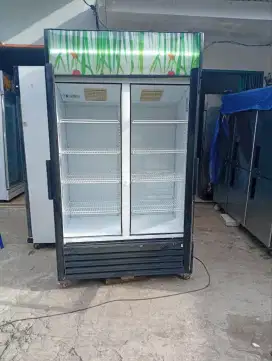 Showcase 2 Pintu
Kapasitas 1100 Liter
Merk Starcool
Kondisi Normal