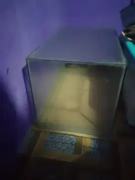 Dijual Akuarium Bekas