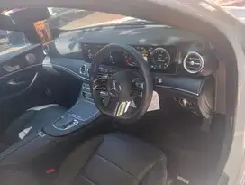 Mercedes-Benz E300 2022 Bensin