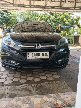 Honda hrv prestis 2015 at km low