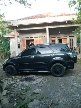 Di jual mobil Rush konde 2011