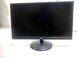 Monitor ASUS VP228HE 21.5 inch Full HD - HDMI/VGA Mulus