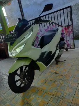 Honda PCX CBS ISS thn 2018 pjk 8-2026 BS TT
