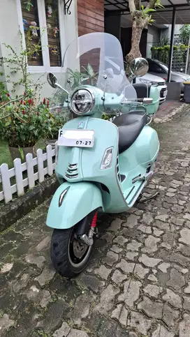 Vespa GTS 150 iGet Th 2022 Green Relax 5800km Pajak sd July 2024