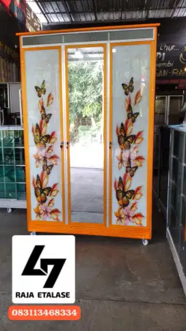 Lemari pakaian alumunium 3 pintu anti rayap