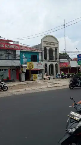 Ruko 2 lantai, Lapangan tembak Cibubur