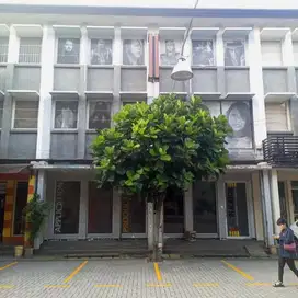 Ruko Gandeng Siap Huni 3 Lantai di Sukasari Bogor
