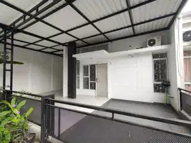 dijual rumah siap huni Central Karawaci