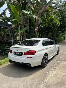 BMW 528i 2012 Bensin